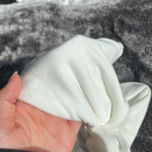 Tiger mist tie front crop top in white - Picture 4 of 4